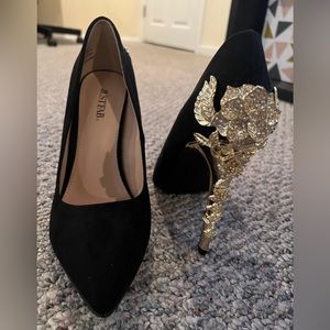 Black heel 3in5